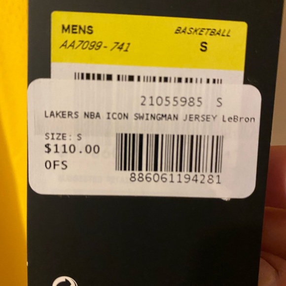 Lakers jersey - brand new! - Picture 2 of 5